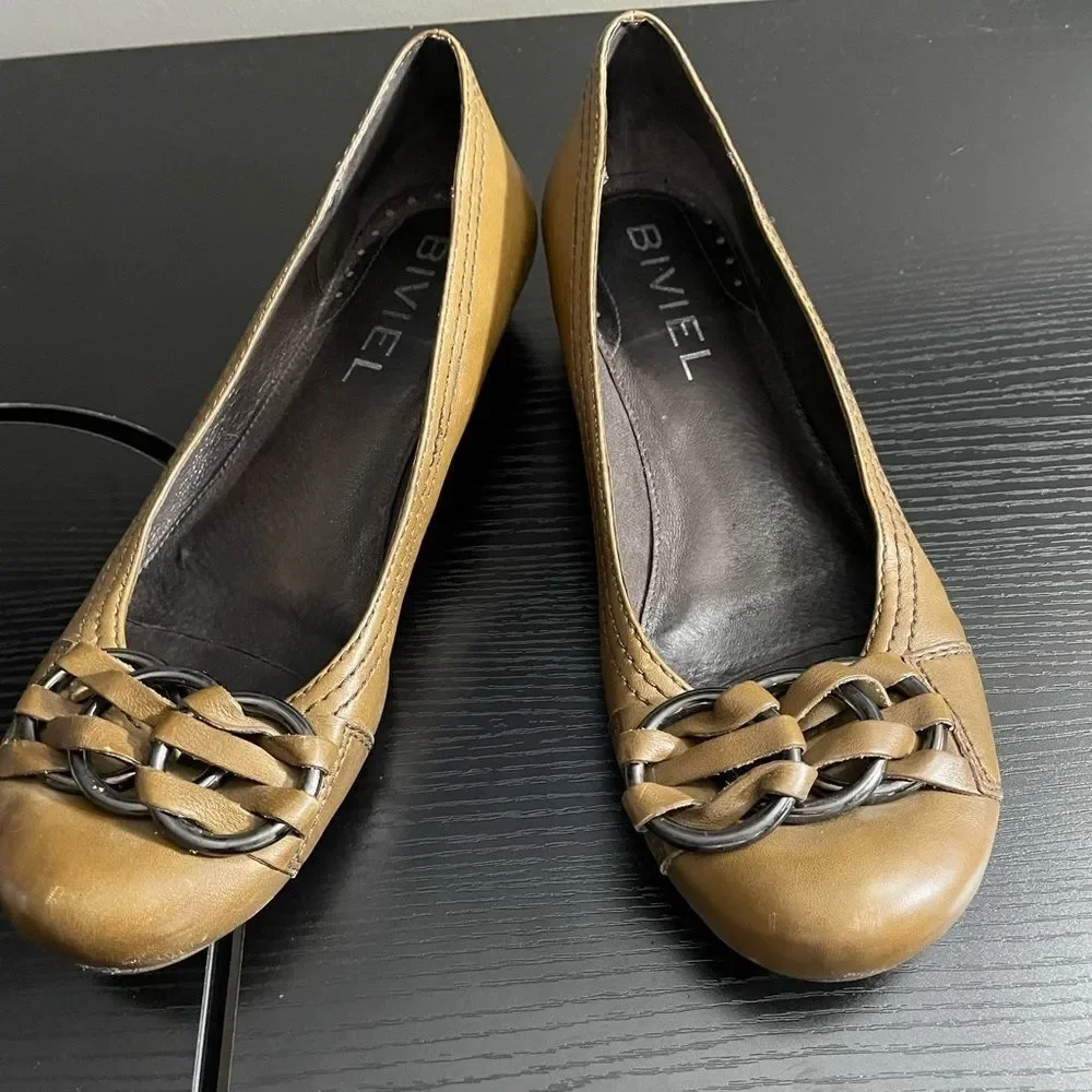 Bivel sold by Nordstrom Leather Braided Toe Covered Flat Slight Wedge Flat, 40 - Picture 8 of 13